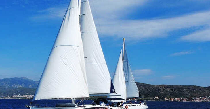 Rent a sailboat in Marmaris Yacht Marina - Jeanneau 53