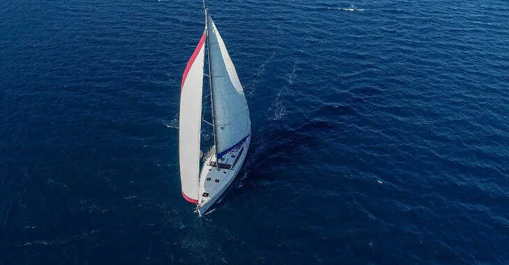 Chartern Sie segelboot in Marmaris Yacht Marina - Jeanneau 53