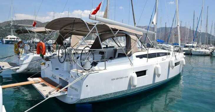 Alquilar velero en Marmaris Yacht Marina - Sun Odyssey 410