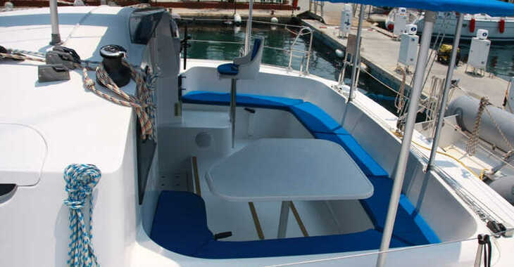 Rent a catamaran in Marmaris Yacht Marina - Athena 38