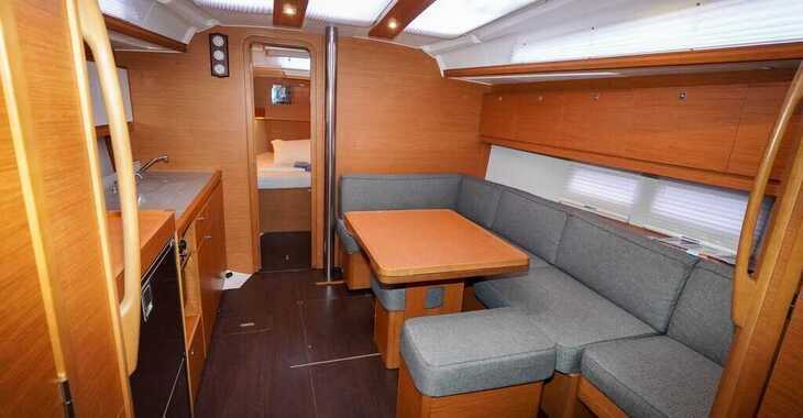 Rent a sailboat in Marmaris Yacht Marina - Dufour 390