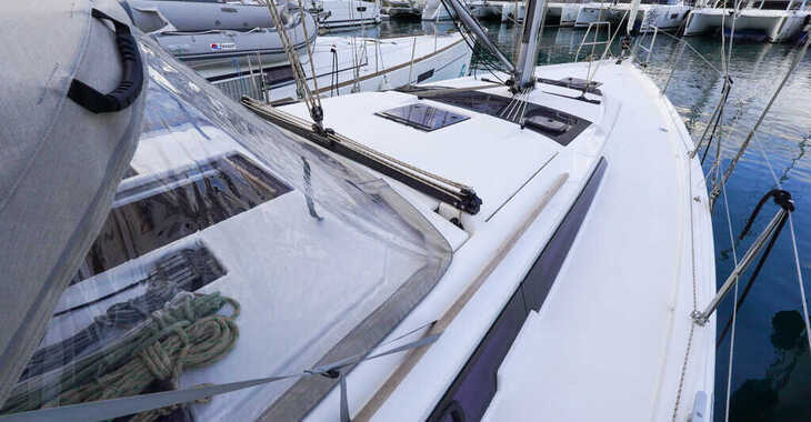 Rent a sailboat in Marmaris Yacht Marina - Dufour 390
