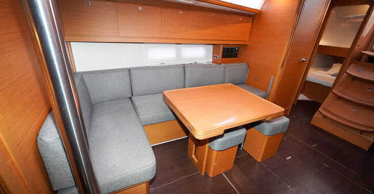 Rent a sailboat in Marmaris Yacht Marina - Dufour 390