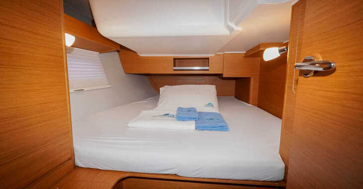Rent a sailboat in Marmaris Yacht Marina - Dufour 390