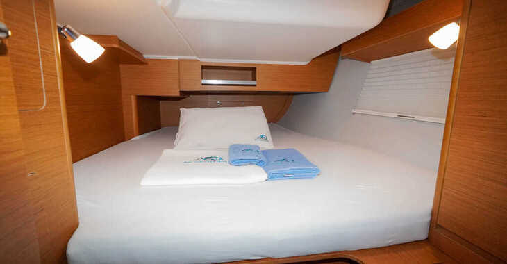 Rent a sailboat in Marmaris Yacht Marina - Dufour 390