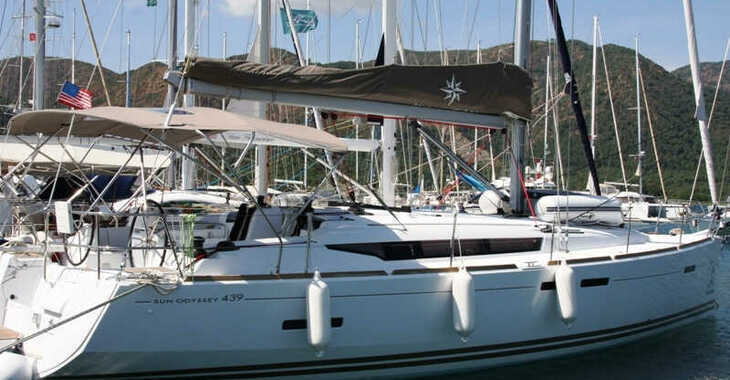 Chartern Sie segelboot in Marmaris Yacht Marina - Sun Odyssey 439