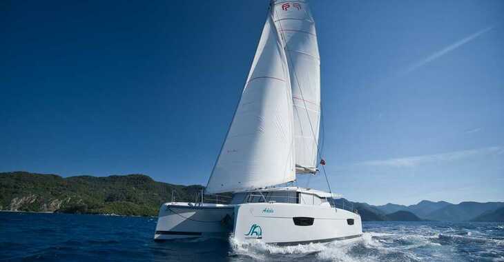 Rent a catamaran in Marmaris Yacht Marina - Astréa 42