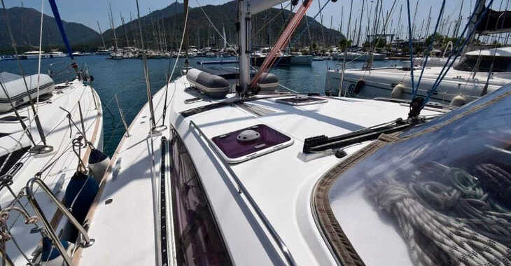 Rent a sailboat in Marmaris Yacht Marina - Jeanneau  53