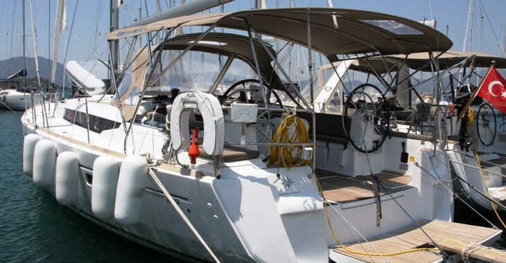 Chartern Sie segelboot in Marmaris Yacht Marina - Sun Odyssey 479