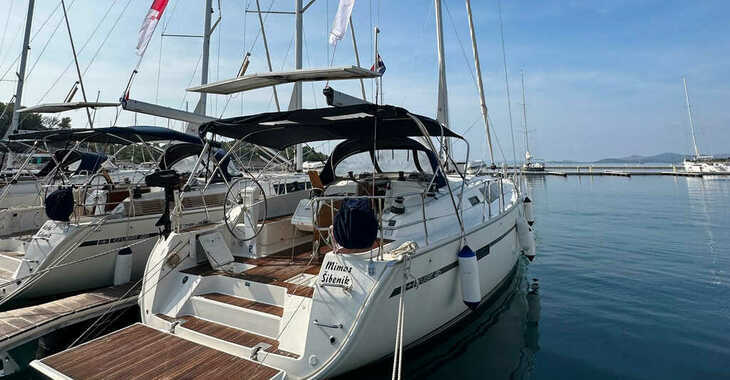 Rent a sailboat in Marina Drage - Bavaria Cruiser 46 