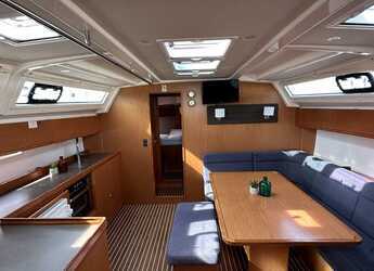 Rent a sailboat in Marina Drage - Bavaria Cruiser 46 
