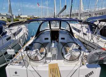 Rent a sailboat in Marina Drage - Sun Odyssey 349