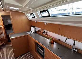 Rent a sailboat in Marina Drage - Bavaria Cruiser 46 