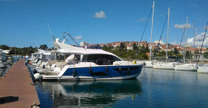 Louer yacht à Marina Kornati - Sealine F430