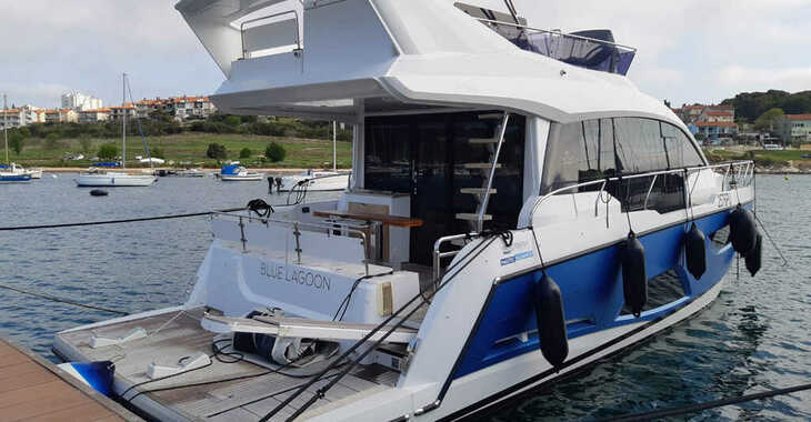 Chartern Sie yacht in Marina Kornati - Sealine F430