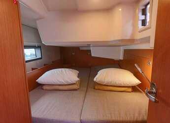 Rent a sailboat in Real Club Náutico de Palma - Bavaria C38