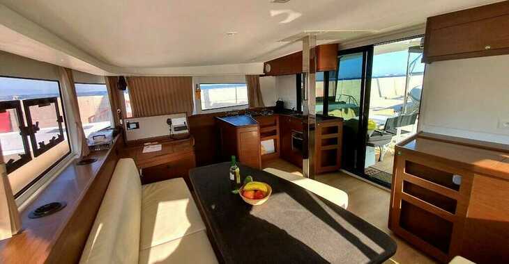 Rent a catamaran in Naousa Marina - Lagoon 42 (4 dbl / 1 single )