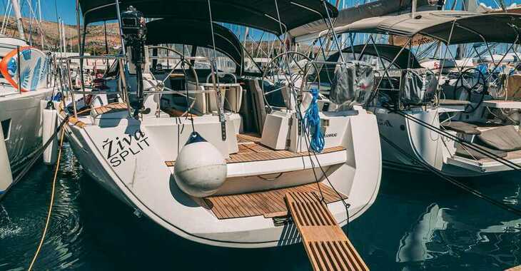 Chartern Sie segelboot in Marina Baotić - Sun Odyssey 49