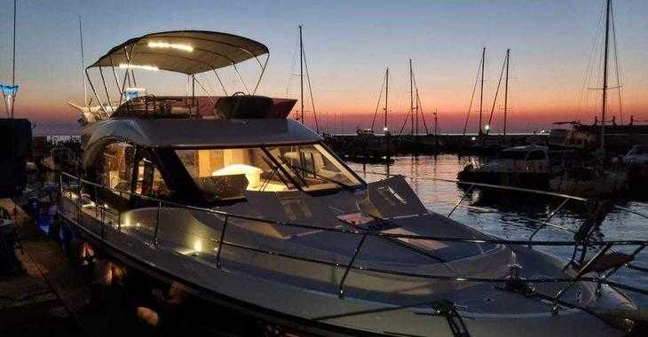 Rent a yacht in Marina Baotić - Monte Carlo 52