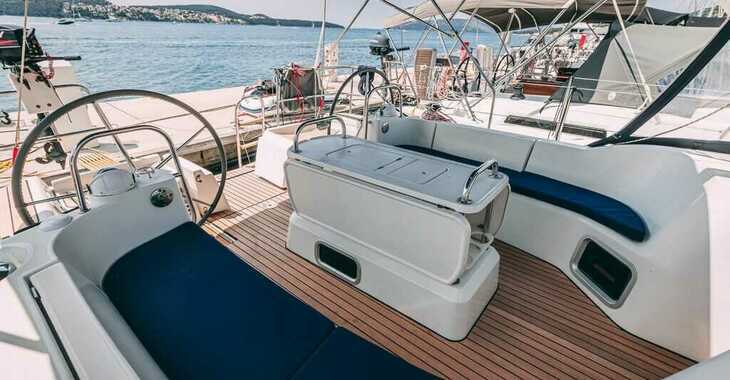Rent a sailboat in Marina Baotić - Sun Odyssey 49i