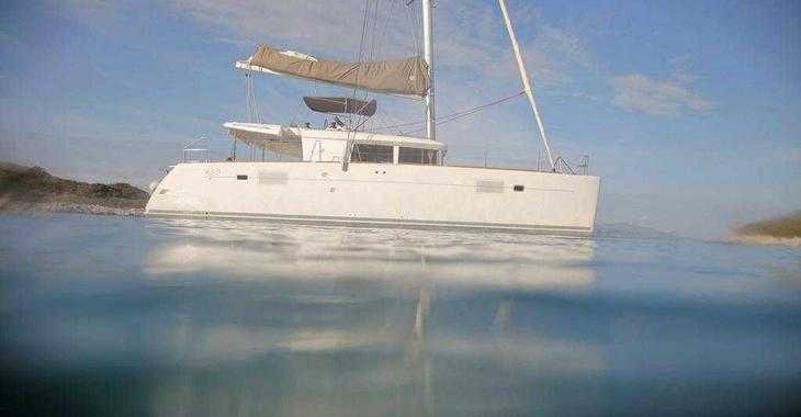 Rent a catamaran in Nidri Marine - Lagoon 450 F