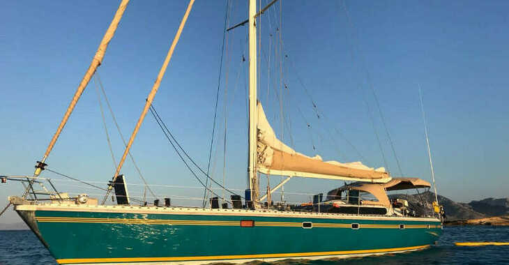Louer voilier à Paros Marina - Dynamique 62