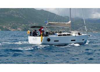Rent a sailboat in Nidri Marine - Dufour 390 Grand Large