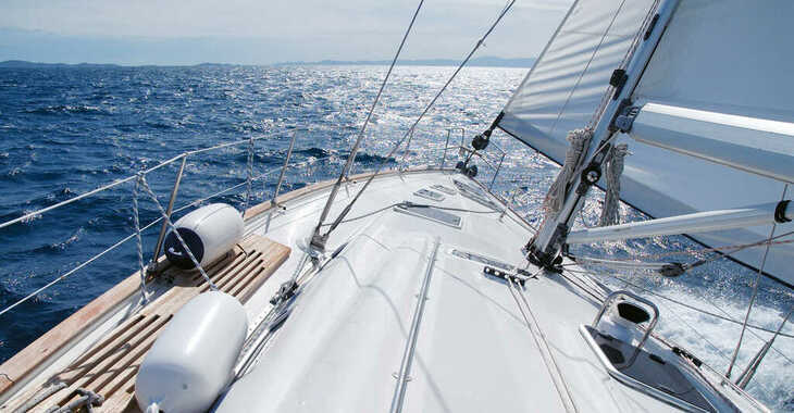 Rent a sailboat in Tucepi - Bavaria 40 Cruiser