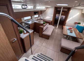 Rent a sailboat in Nidri Marine - Oceanis 51.1