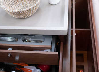 Rent a sailboat in Nidri Marine - Oceanis 51.1