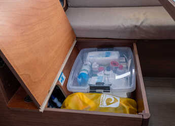 Rent a sailboat in Nidri Marine - Oceanis 51.1