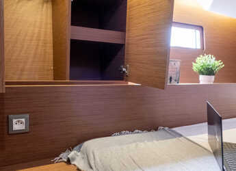 Rent a sailboat in Nidri Marine - Oceanis 51.1