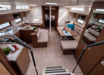Rent a sailboat in Nidri Marine - Oceanis 51.1