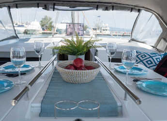 Rent a sailboat in Nidri Marine - Oceanis 51.1