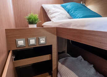 Rent a sailboat in Nidri Marine - Oceanis 51.1