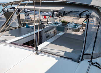Rent a sailboat in Nidri Marine - Oceanis 51.1