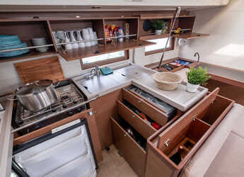Rent a sailboat in Nidri Marine - Oceanis 51.1