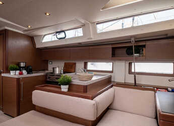 Rent a sailboat in Nidri Marine - Oceanis 51.1