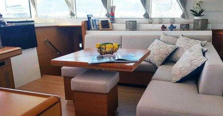 Rent a catamaran in Marina d'Arechi - Lagoon 500