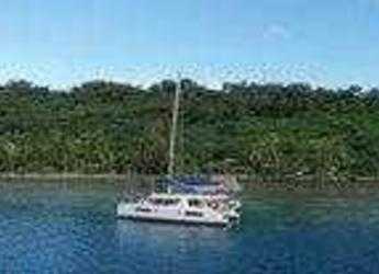 Rent a catamaran in Royal Marsh Harbour Yacht Club - Sunsail 454 (Classic)