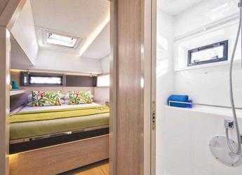 Rent a catamaran in Royal Marsh Harbour Yacht Club - Sunsail 454 (Classic)