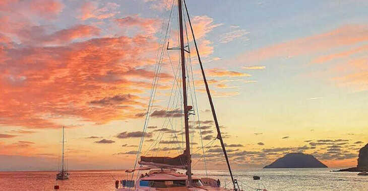Rent a catamaran in Marina di Villa Igiea - Bahia 46