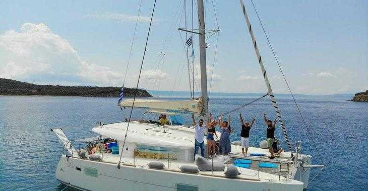 Rent a catamaran in Ormos Panagias - Lagoon 400