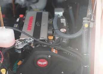 Rent a sailboat in Muelle de la lonja - Bavaria C42