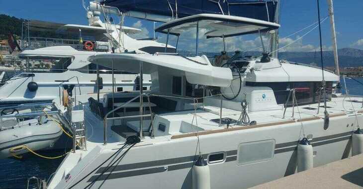 Rent a catamaran in Marina Split (ACI Marina) - Lagoon 450 S - 4 + 2 cab.