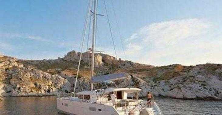 Rent a catamaran in Marina Skiathos  - Lagoon 400 S2