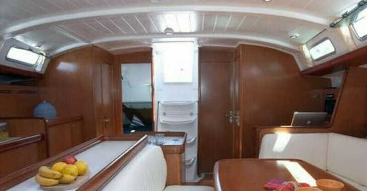 Rent a sailboat in Volos - Cyclades 50.5