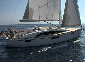Rent a sailboat in Ece Marina - Bavaria 42
