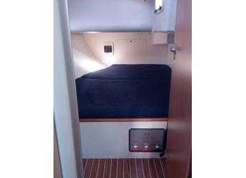 Rent a sailboat in Poros Marina - Harmony 47