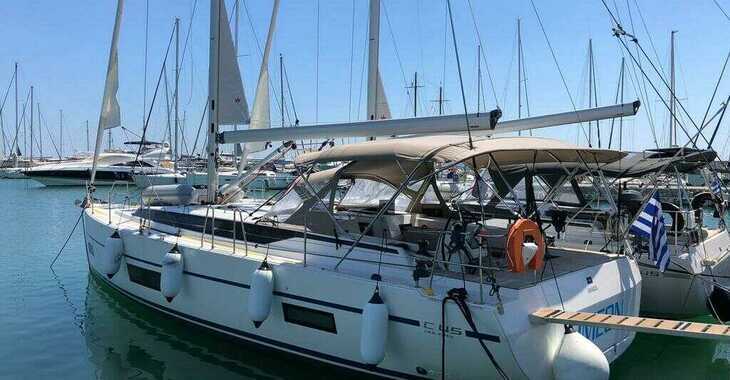 Rent a sailboat in Paros Marina - Bavaria C45